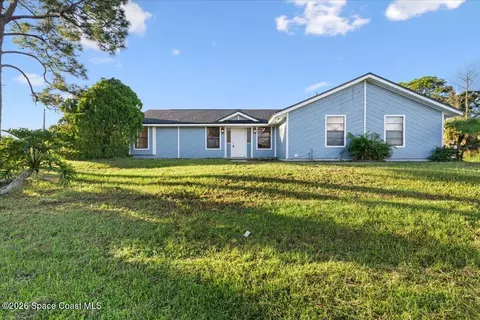 48 Emerson Dr NW, Palm Bay, FL 32907