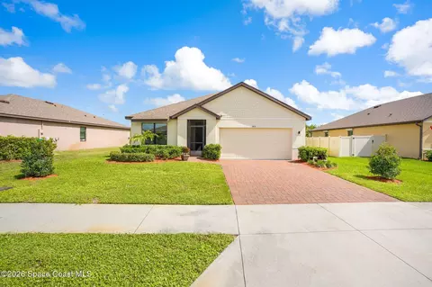 7419 Tourmaline Dr, Grant, FL 32949