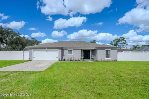 2655 Laurel Rd, Deland, FL 32724