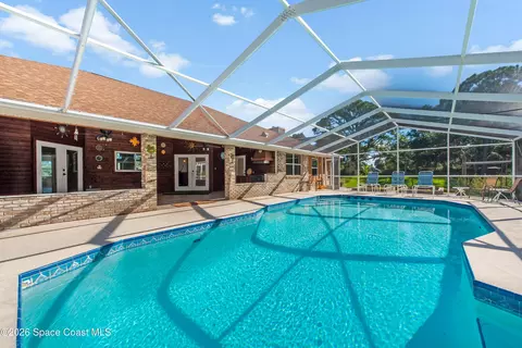 Exterior - 1723 Greytwig Pl, Malabar, FL 32950 photo 5 of 7