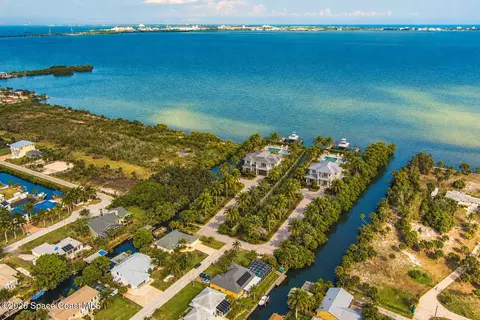 2437 Yount Dr, Merritt Island, FL 32952