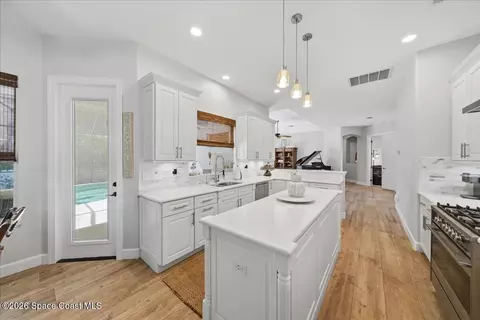 Kitchen - 165 Mar-len Dr, Melbourne Beach, FL 32951 photo 2 of 6