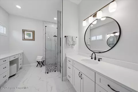 Bath - 165 Mar-len Dr, Melbourne Beach, FL 32951 photo 4 of 8