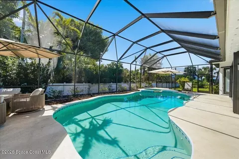 Exterior - 165 Mar-len Dr, Melbourne Beach, FL 32951 photo 2 of 13