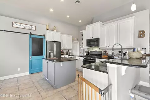 Kitchen - 1275 Starling Way, Rockledge, FL 32955 photo 1 of 5