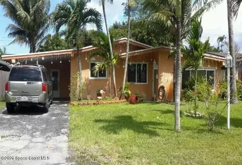 8201 NW 16th St, Pembroke Pines, FL 33024