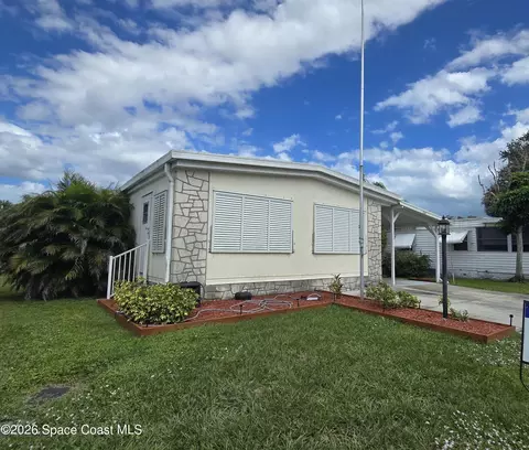 861 Pecan Cir, Barefoot Bay, FL 32976