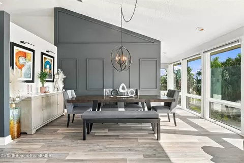 Dining - 800 Kerry Downs Cir, Melbourne, FL 32940 photo 2 of 3