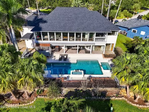 Exterior - 800 Kerry Downs Cir, Melbourne, FL 32940 photo 11 of 11