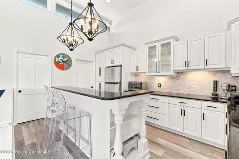 Kitchen - 800 Kerry Downs Cir, Melbourne, FL 32940 photo 1 of 6