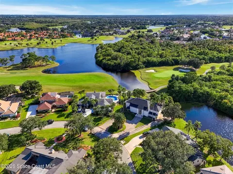 View/Area - 800 Kerry Downs Cir, Melbourne, FL 32940 photo 3 of 5