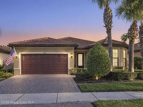 5401 Antigua Cir, Vero Beach, FL 32967