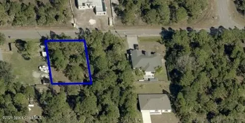 470 Frost Rd SW, Palm Bay, FL 32908