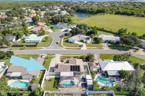 1355 Johns Cir, Merritt Island, FL 32952