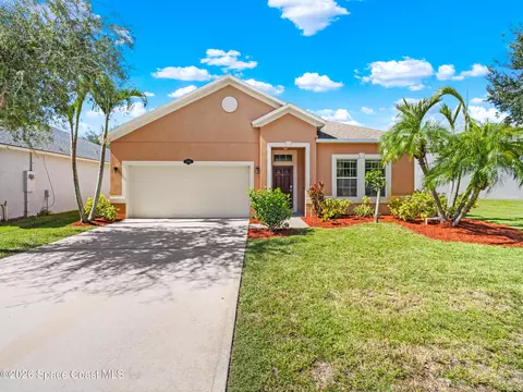 3995 Aria Dr, Melbourne, FL 32904