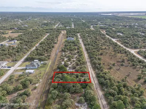 757 Sandlewood St SW, Palm Bay, FL 32908