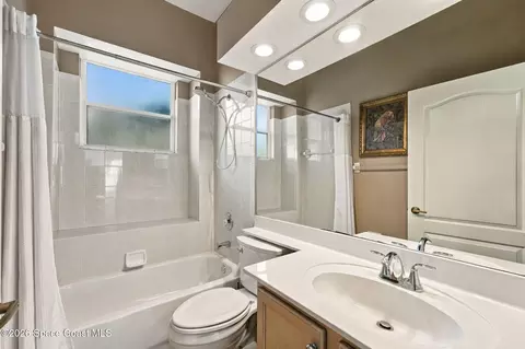 Bath - 1331 Cape Sable Dr, Melbourne, FL 32940 photo 4 of 6