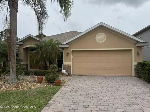 284 SE Abernathy Cir, Palm Bay, FL 32909
