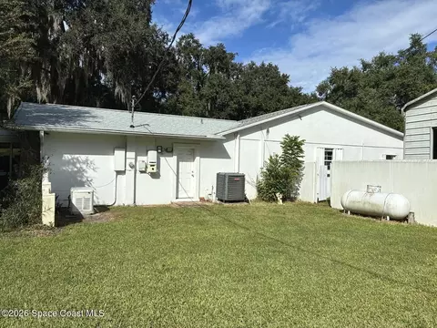 Exterior - 1671 Ford Rd, Mims, FL 32754 photo 10 of 12