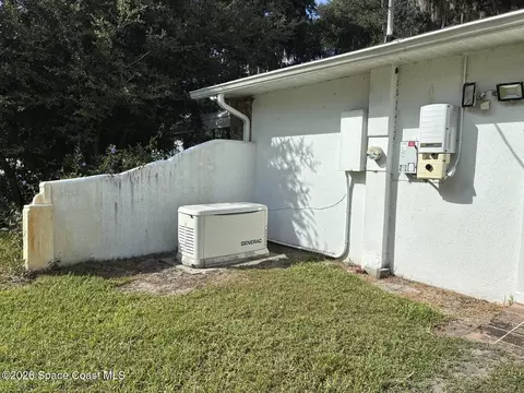 Exterior - 1671 Ford Rd, Mims, FL 32754 photo 11 of 12