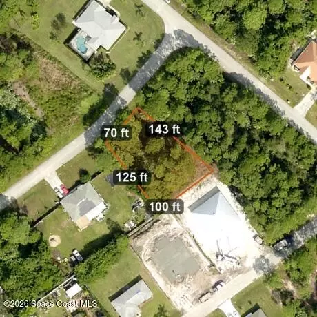 1090 Lava St SE, Palm Bay, FL 32909