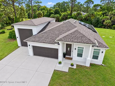 490 Brantley St SE, Palm Bay, FL 32909