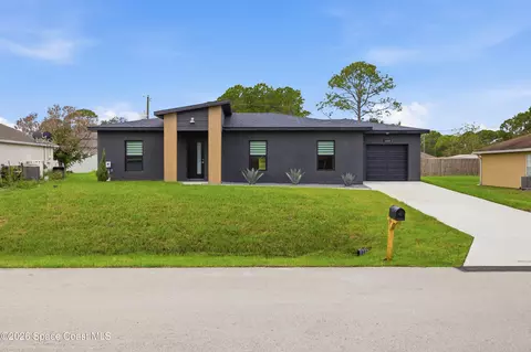 1000 Hammacher Ave SW, Palm Bay, FL 32908