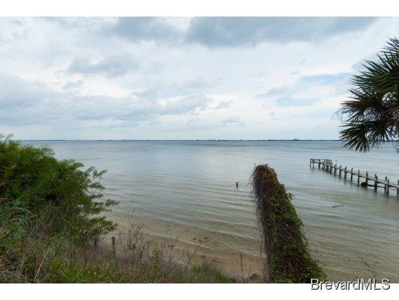 1505 Riverview Dr, Melbourne, FL 32901 photo 1