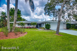 301 Cocoa Ave, Indialantic, FL 32903 photo 1