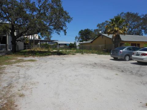 1559 Maple Ave, Melbourne, FL 32935 photo 1