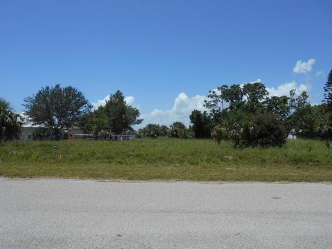 3879 14th St, Micco, FL 32976 photo 1