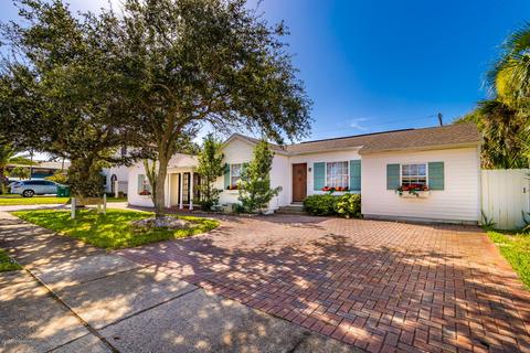 211 4th Ave, Indialantic, FL 32903 photo 1