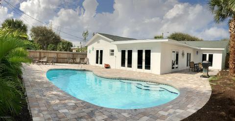 22 N North Ct, Indialantic, FL 32903 photo 1