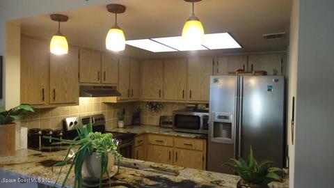 1025 Regency Dr, Melbourne, FL 32935 photo 1