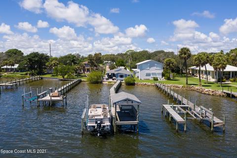 2661 Pineapple Ave, Melbourne, FL 32935 photo 1