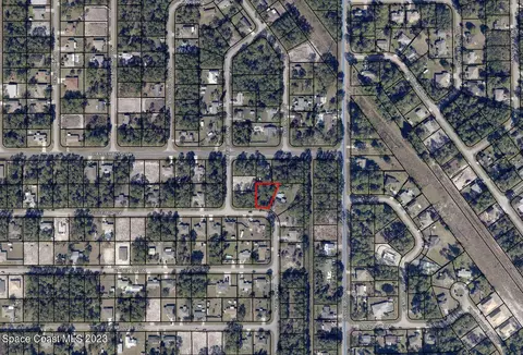691 Geddes St SW, Palm Bay, FL 32908
