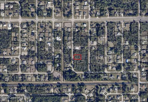 577 Treemont Ave SW, Palm Bay, FL 32908