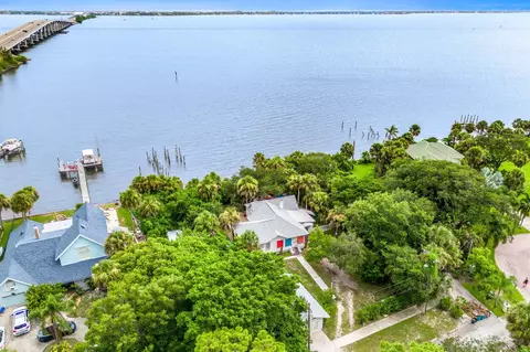 1365 Pineapple Ave, Melbourne, FL 32935