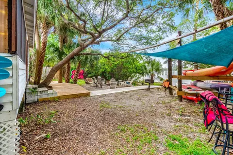 Exterior - 1365 Pineapple Ave, Melbourne, FL 32935 photo 8 of 13