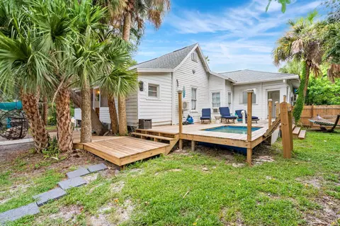 Exterior - 1365 Pineapple Ave, Melbourne, FL 32935 photo 1 of 13