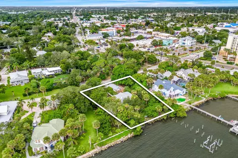 View/Area - 1365 Pineapple Ave, Melbourne, FL 32935 photo 9 of 10