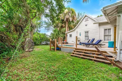 Exterior - 1365 Pineapple Ave, Melbourne, FL 32935 photo 3 of 13