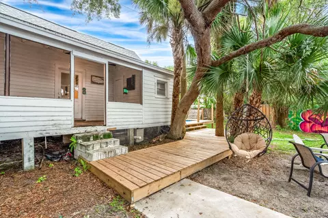 Exterior - 1365 Pineapple Ave, Melbourne, FL 32935 photo 6 of 13