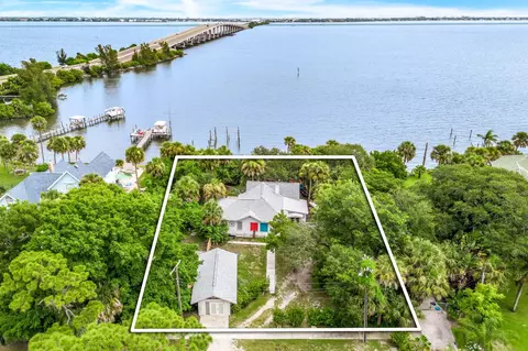 View/Area - 1365 Pineapple Ave, Melbourne, FL 32935 photo 4 of 10