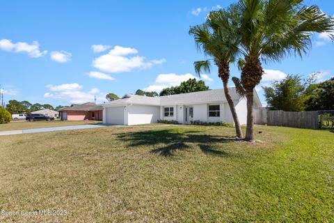 68 Emerson Dr NW, Palm Bay, FL 32907 | 29 Photos | MLS #961457 - Movoto