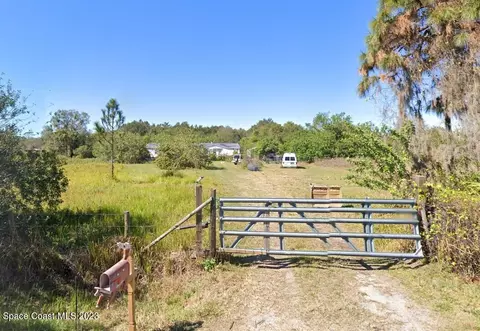 1240 Hackney Rd, Saint Cloud, FL 34771 photo 4