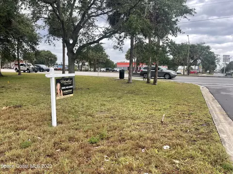 506 Stone St, Cocoa, FL 32922 photo 3