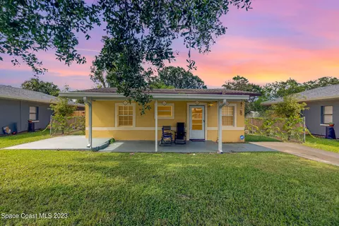 2930 Lawrence Dr, Melbourne, FL 32901 photo 1