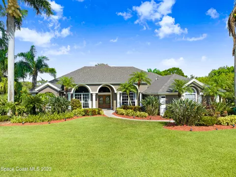 711 Glengarry Dr, Melbourne, FL 32940 photo 1