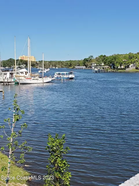 933 Paddleboard Ct, Melbourne, FL 32935 photo 1